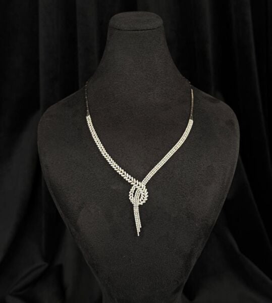 14 Ayar Taşlı Kolye